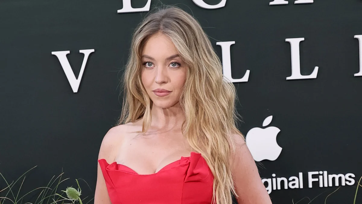 Sydney Sweeney training for a boxing role, signaling her transformation for Christy