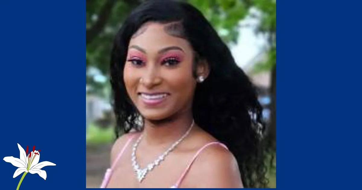 Dashayla Ardoin in a portrait, showcasing her style.