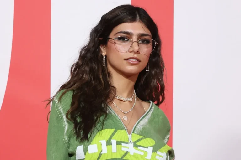 Mia Khalifa's transition from adult films to mainstream media - why mia khalifa quit porn.