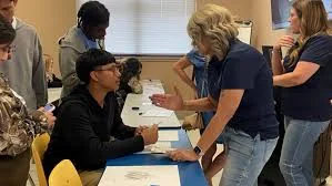 Dawn Simmons missing person case community discussion.